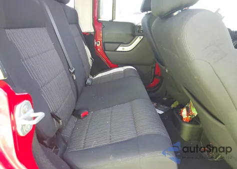 2012 Jeep Wrangler Unlimited Sahara из США, поврежденный, VIN 1C4HJWEG3CL215710